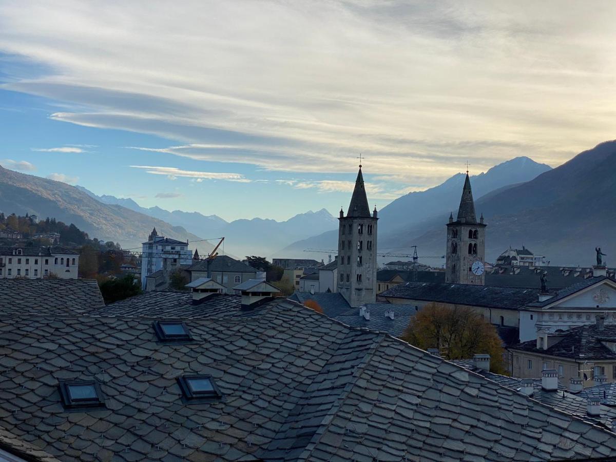 Mansarda Del Sole, Nel Cuore Di Aosta Exterior photo