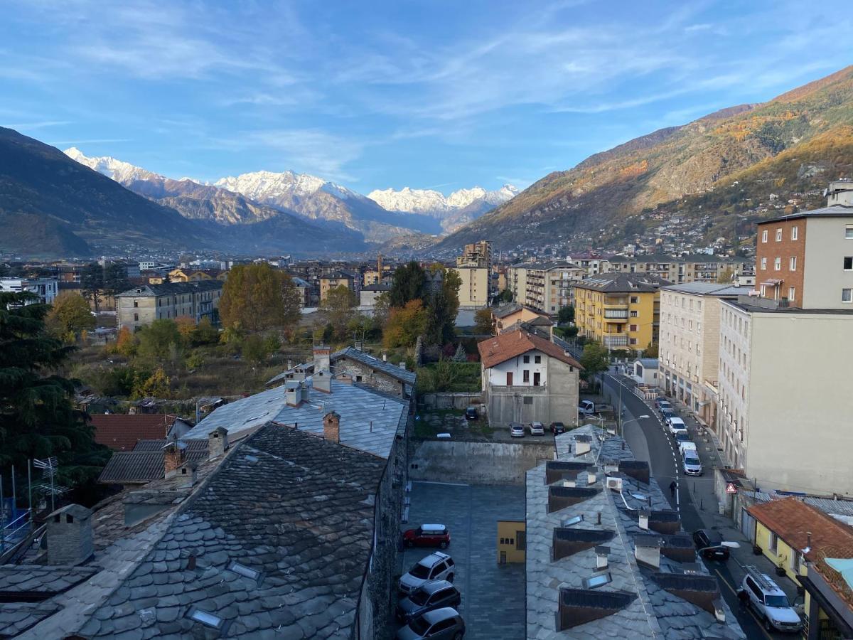 Mansarda Del Sole, Nel Cuore Di Aosta Exterior photo
